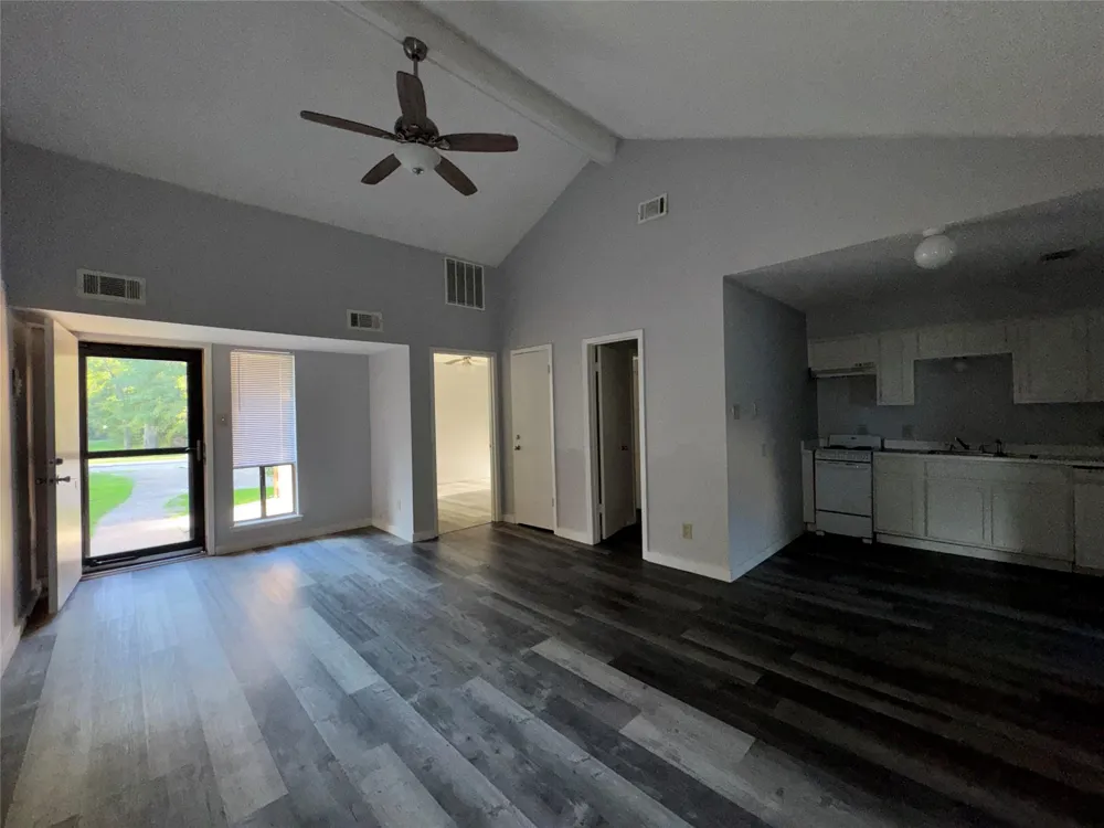 78 Westwood Drive W #TH3 Trinity, TX 75862