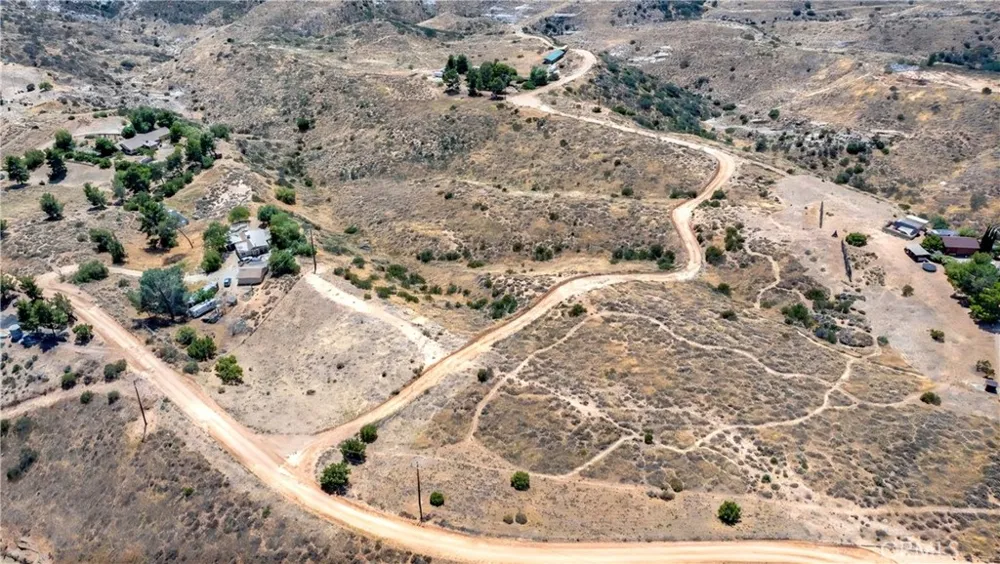 Briggs Road Agua Dulce, CA 91350
