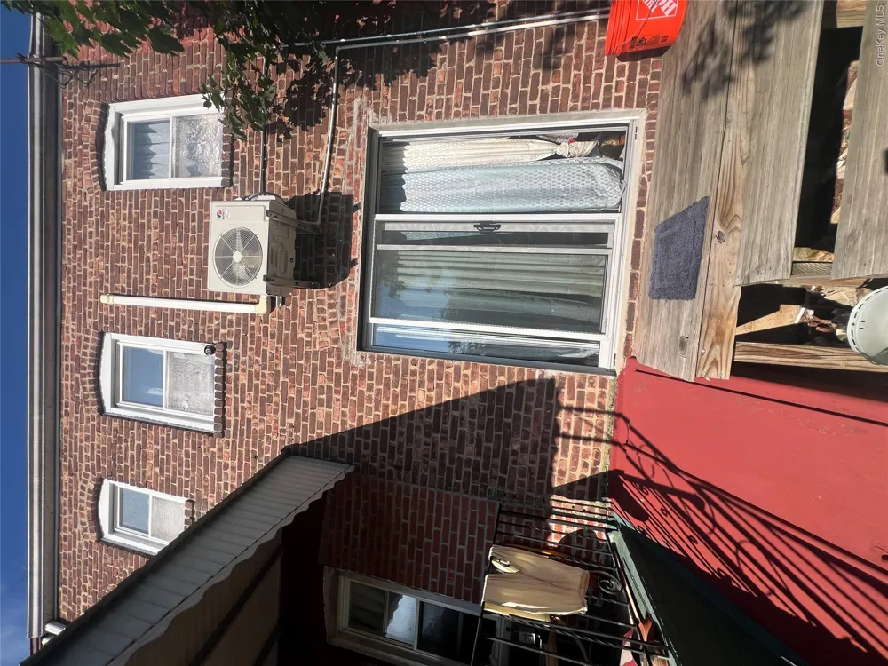 11438 198th Street Saint Albans, NY 11412