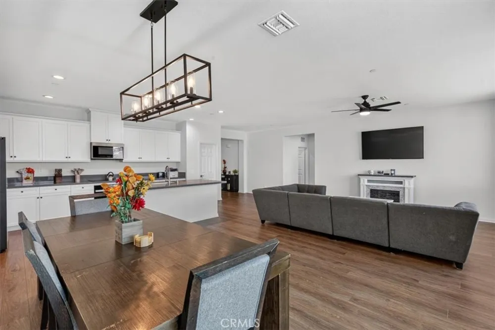 28308 Patches Menifee, CA 92585