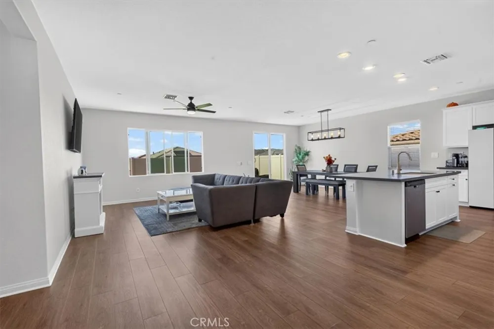 28308 Patches Menifee, CA 92585