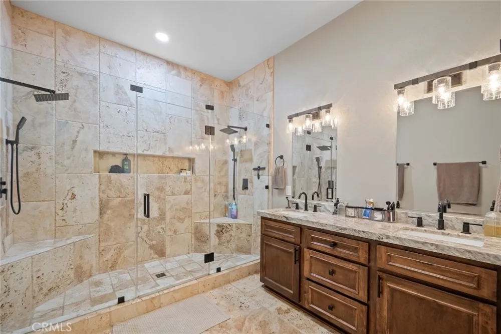 10313 Union Cherry Valley, CA 92223