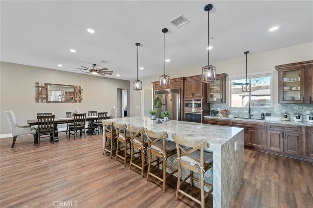 10313 Union Cherry Valley, CA 92223