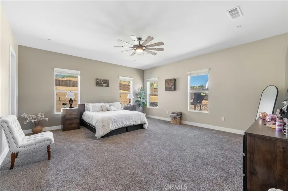 10313 Union Cherry Valley, CA 92223