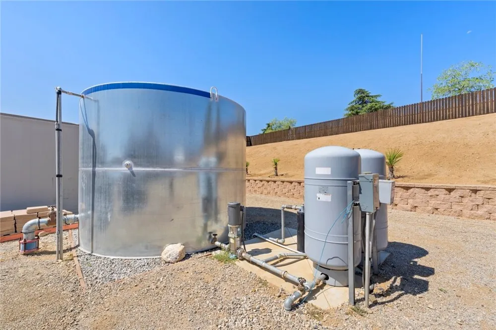 10313 Union Cherry Valley, CA 92223