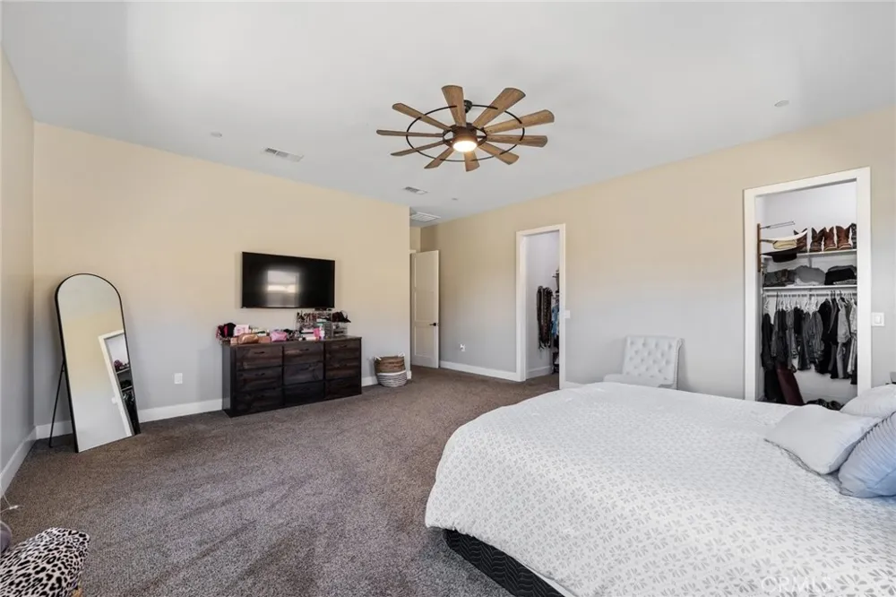 10313 Union Cherry Valley, CA 92223