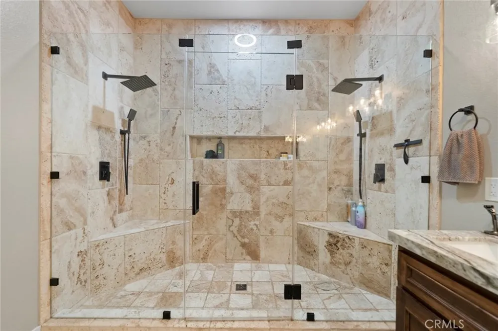 10313 Union Cherry Valley, CA 92223