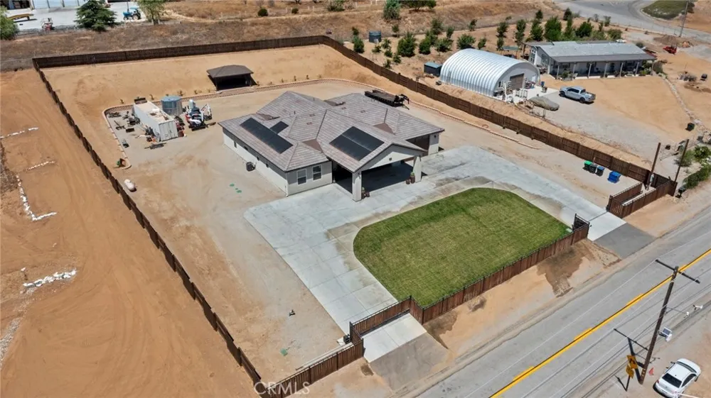 10313 Union Cherry Valley, CA 92223