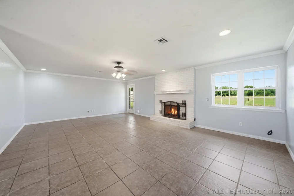 17608 161st EastAvenue Oologah, OK 74053