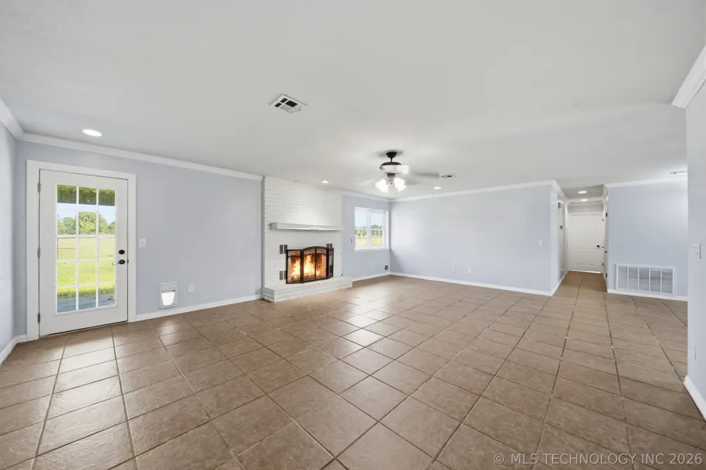17608 161st EastAvenue Oologah, OK 74053