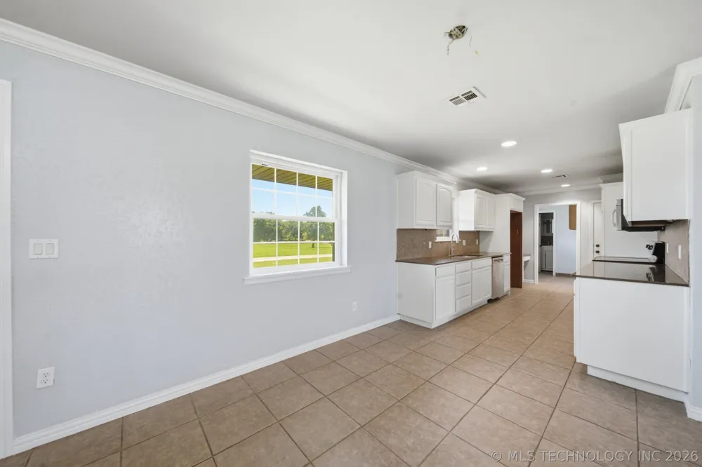 17608 161st EastAvenue Oologah, OK 74053