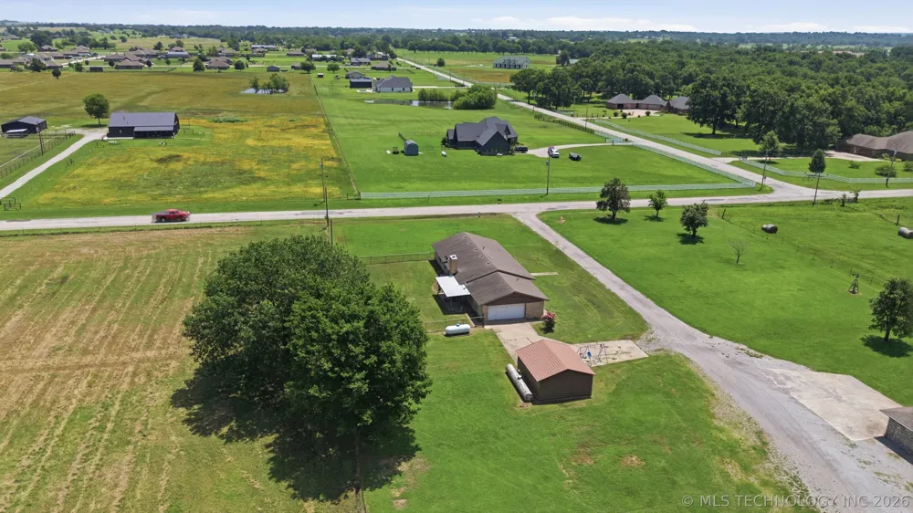 17608 161st EastAvenue Oologah, OK 74053