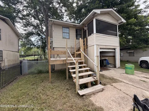 108 Sullivan Cove