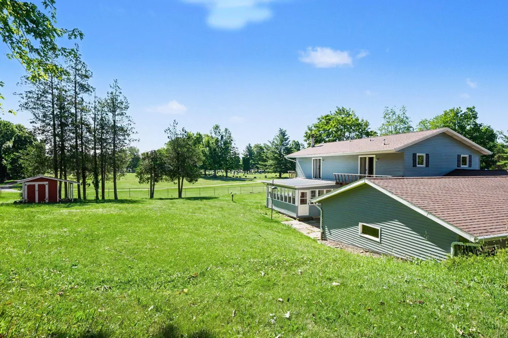 4761 E Arrowhead Drive Oronoko Charter Township, MI 49103