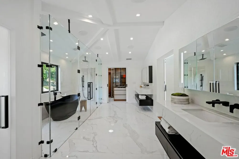 32346 Phantom Drive Rancho Palos Verdes, CA 90275