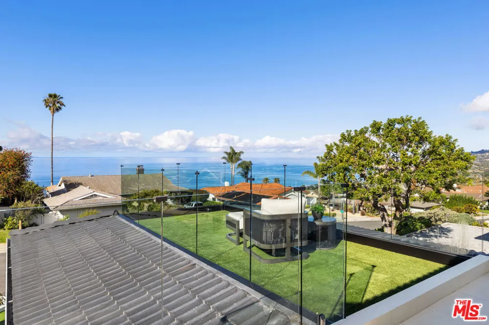 32346 Phantom Drive Rancho Palos Verdes, CA 90275