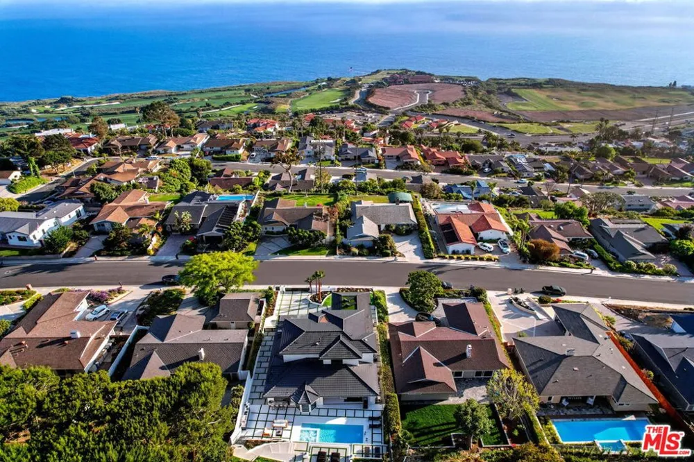 32346 Phantom Drive Rancho Palos Verdes, CA 90275