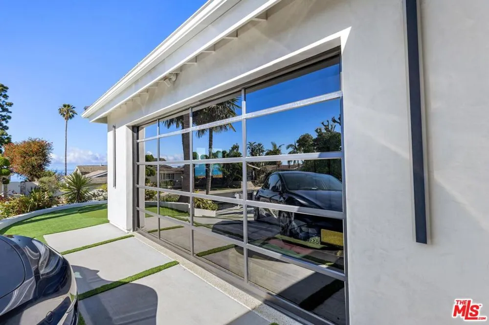 32346 Phantom Drive Rancho Palos Verdes, CA 90275