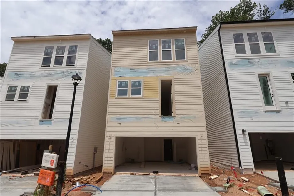 646 Memphis Drive Scottdale, GA 30079