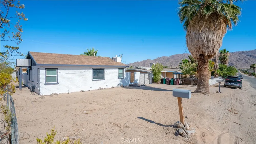 5965 Cahuilla 29 Palms, CA 92277