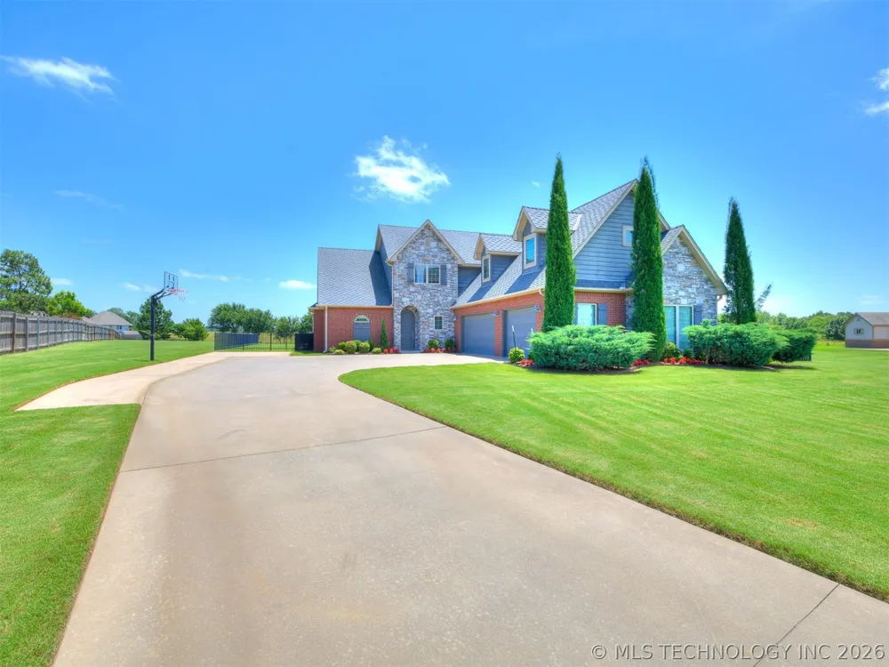 19397 S Quail Run Court Claremore, OK 74017