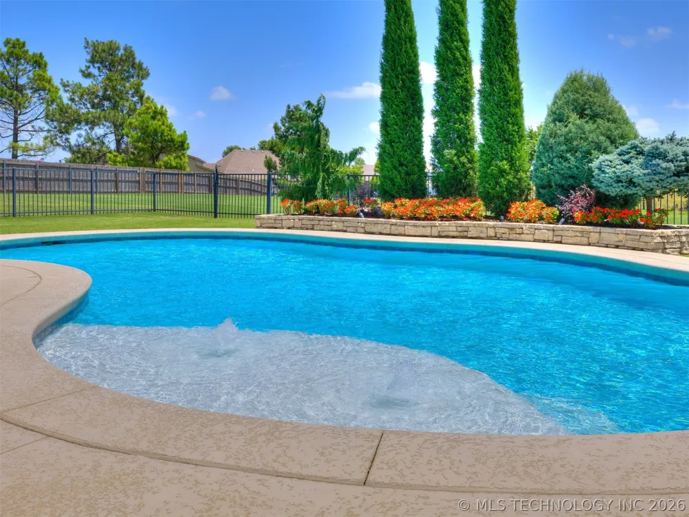 19397 S Quail Run Court Claremore, OK 74017