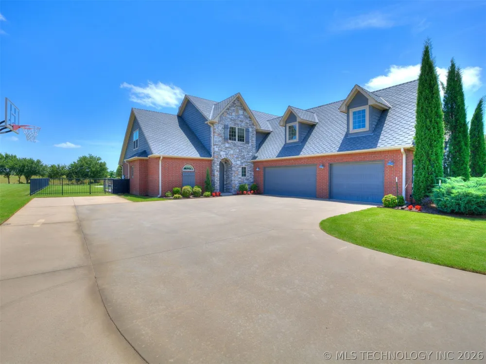 19397 S Quail Run Court Claremore, OK 74017