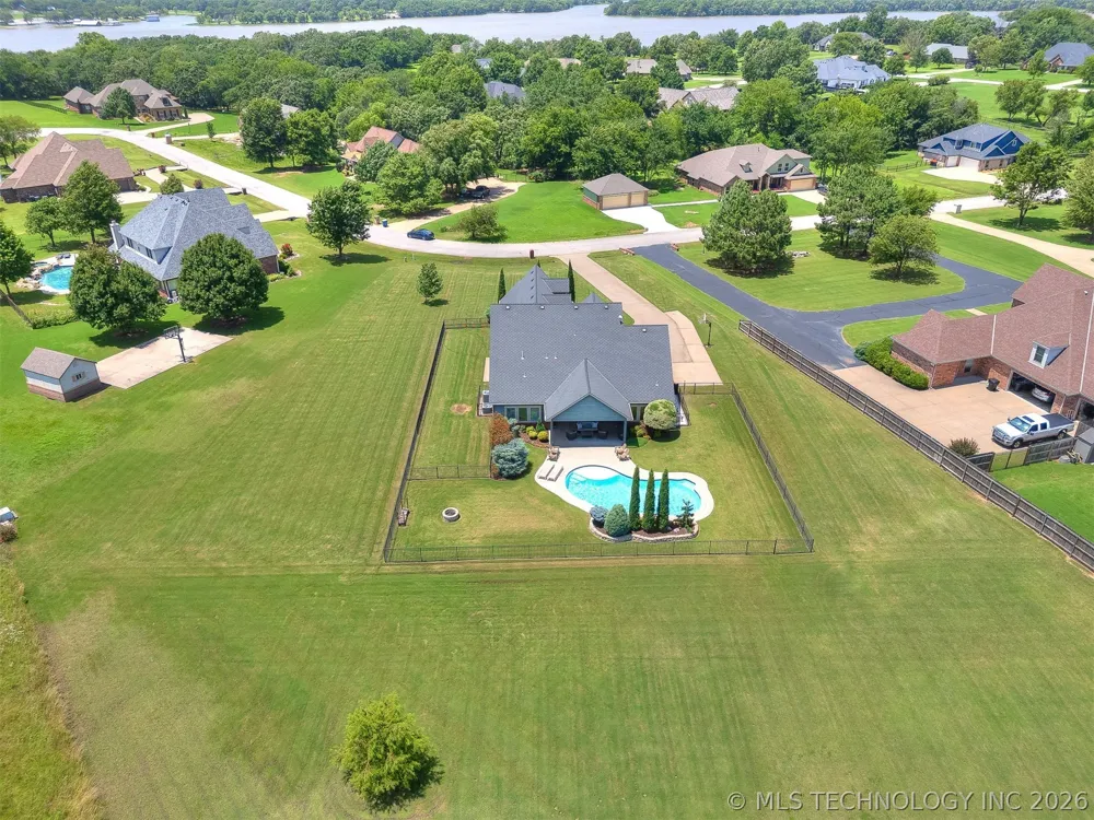 19397 S Quail Run Court Claremore, OK 74017