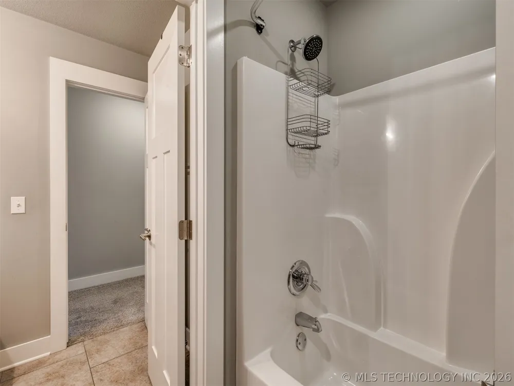 19397 S Quail Run Court Claremore, OK 74017