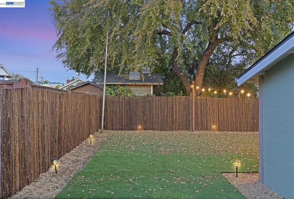 968 62nd st Oakland, CA 94608