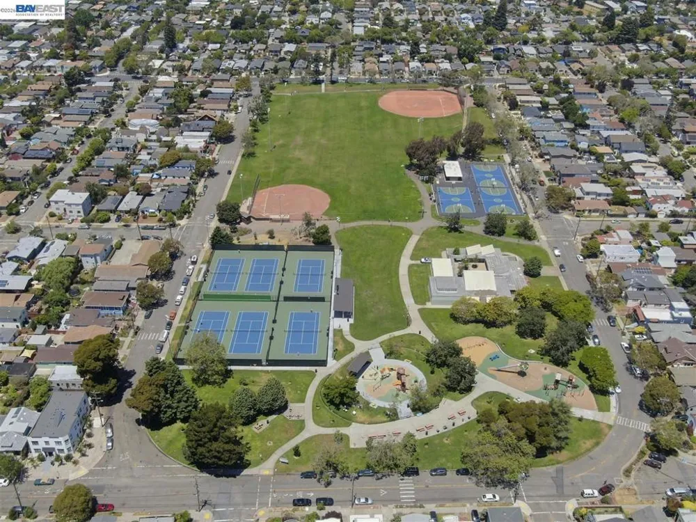 968 62nd st Oakland, CA 94608