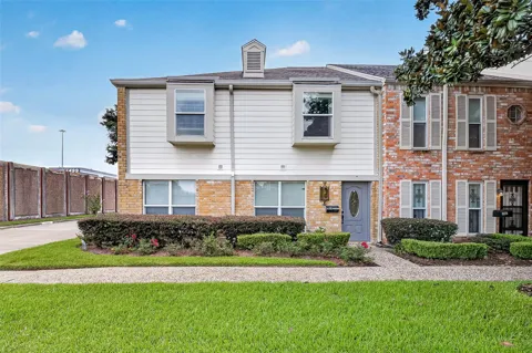 10383 Briar Forest Drive