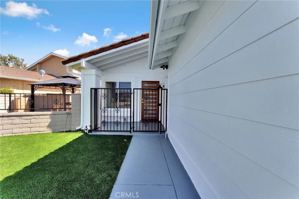 24852 Lagrima Mission Viejo, CA 92692