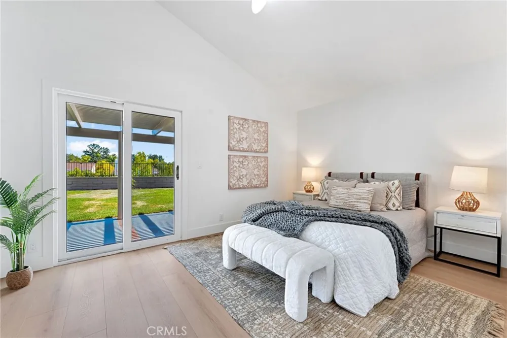 24852 Lagrima Mission Viejo, CA 92692