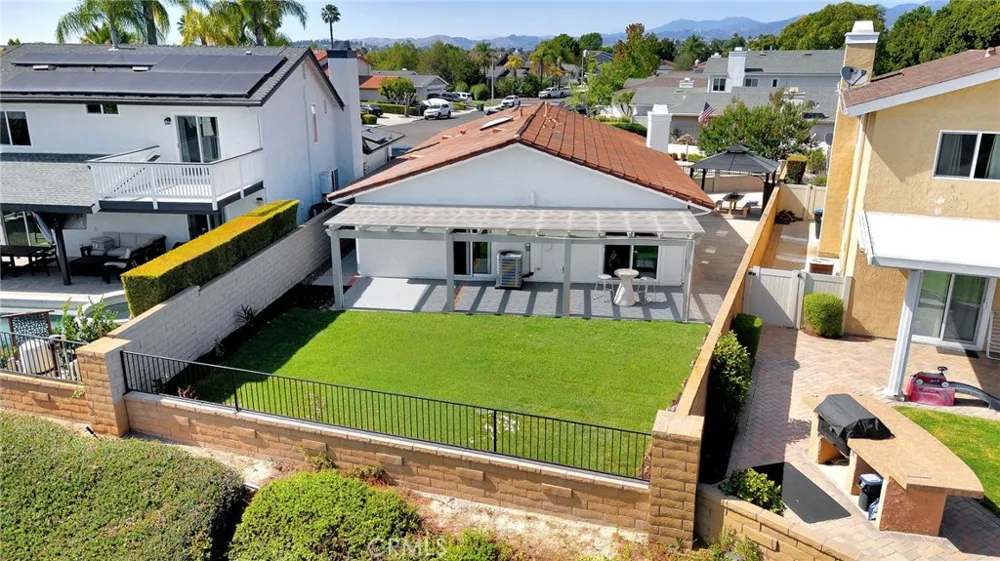 24852 Lagrima Mission Viejo, CA 92692