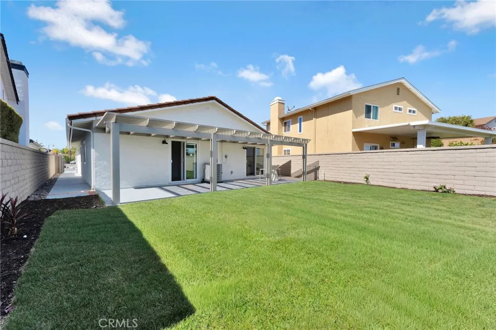 24852 Lagrima Mission Viejo, CA 92692