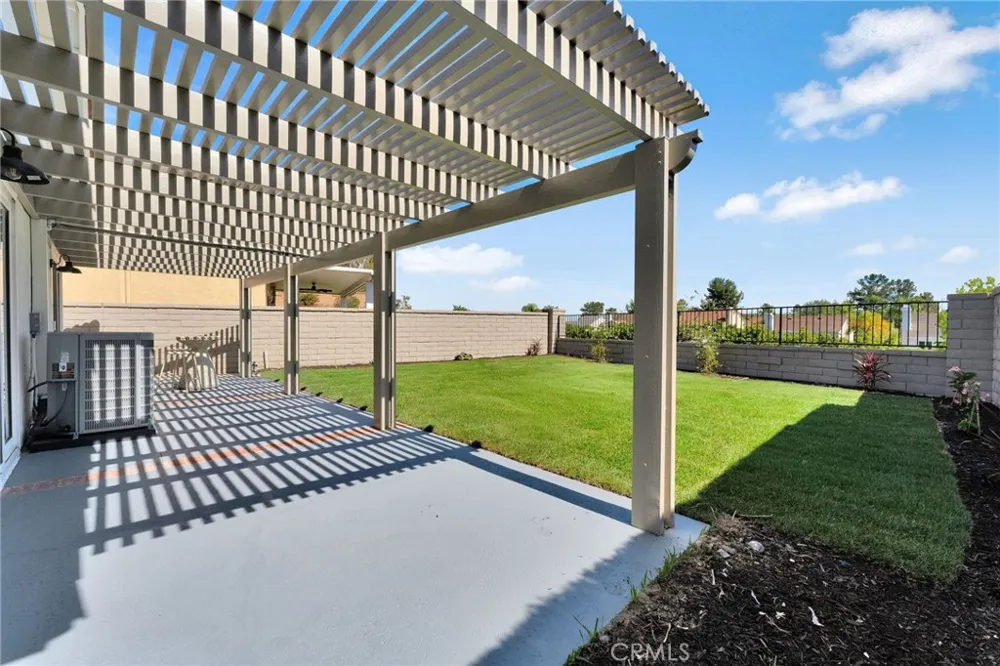24852 Lagrima Mission Viejo, CA 92692