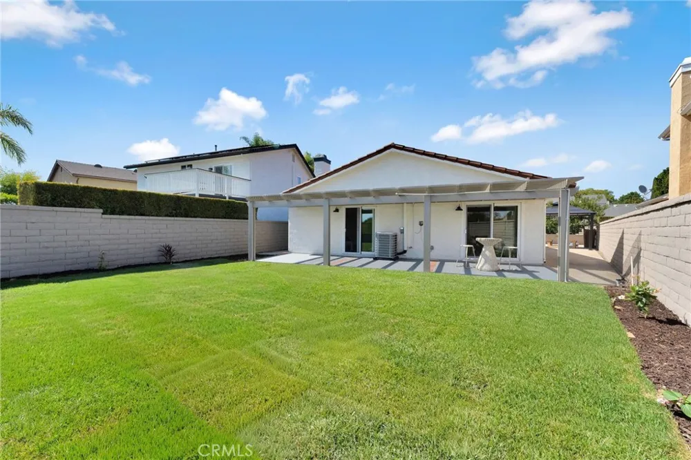 24852 Lagrima Mission Viejo, CA 92692