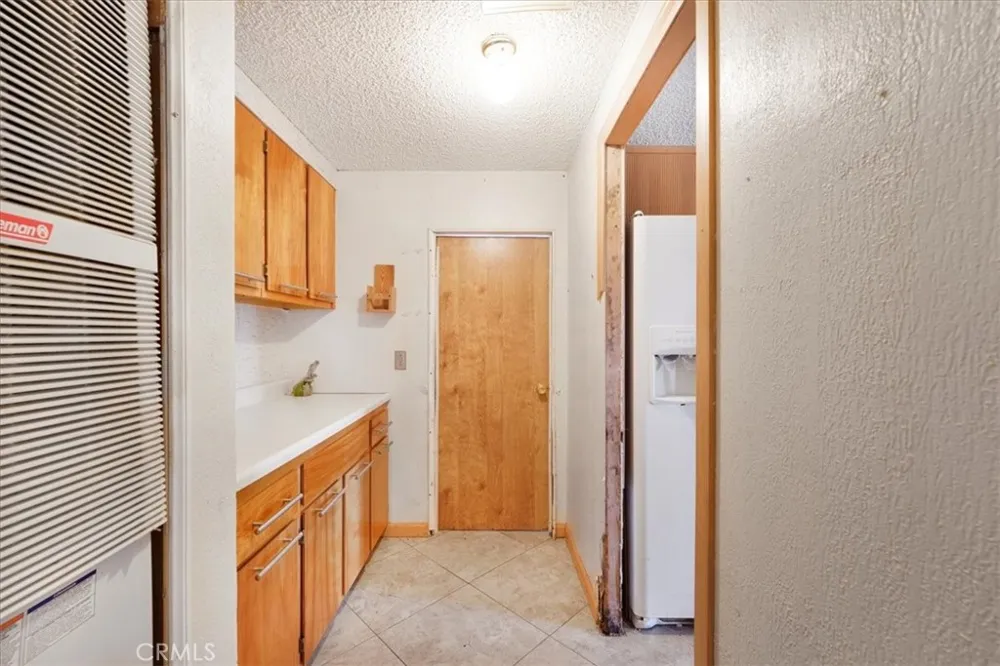 13378 Paramount Road Phelan, CA 92371