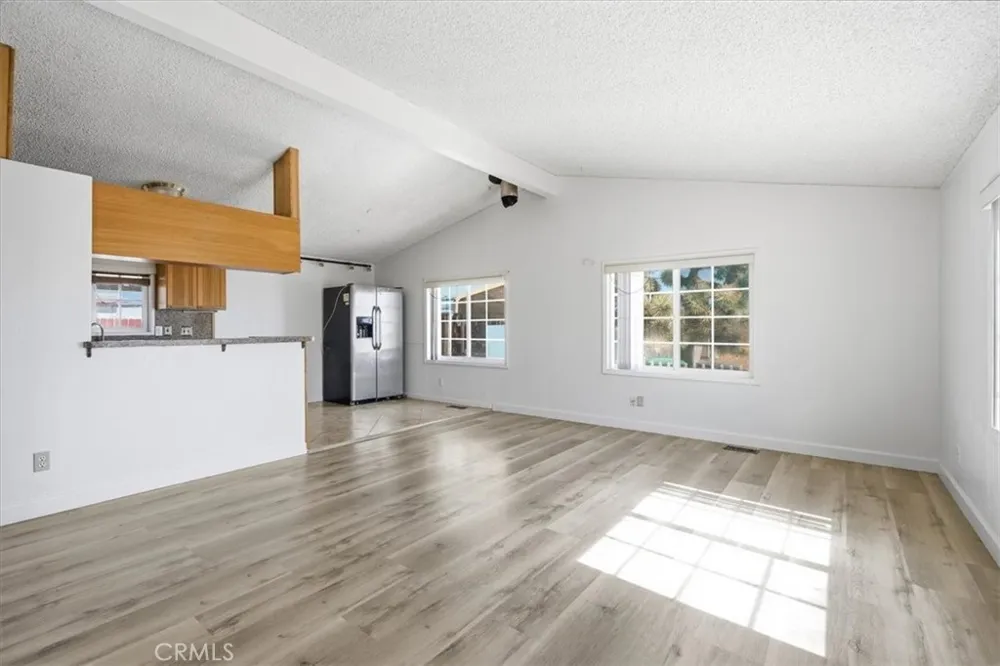 13378 Paramount Road Phelan, CA 92371