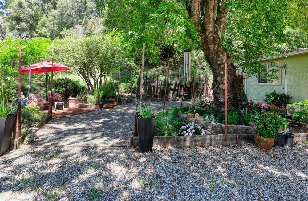 7072 Sonja Lu Lucerne, CA 95458