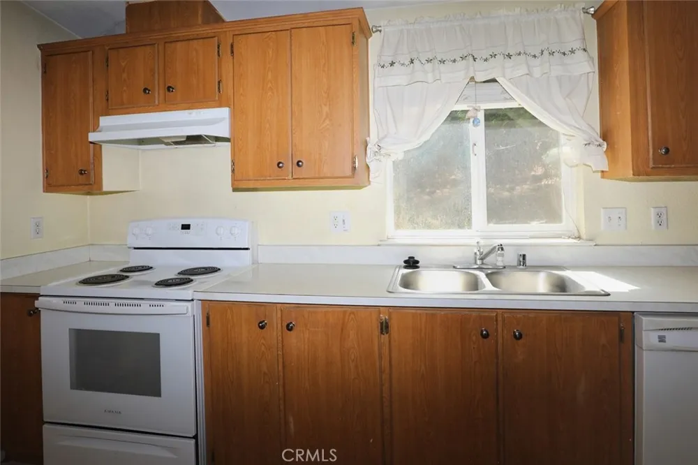7072 Sonja Lu Lucerne, CA 95458