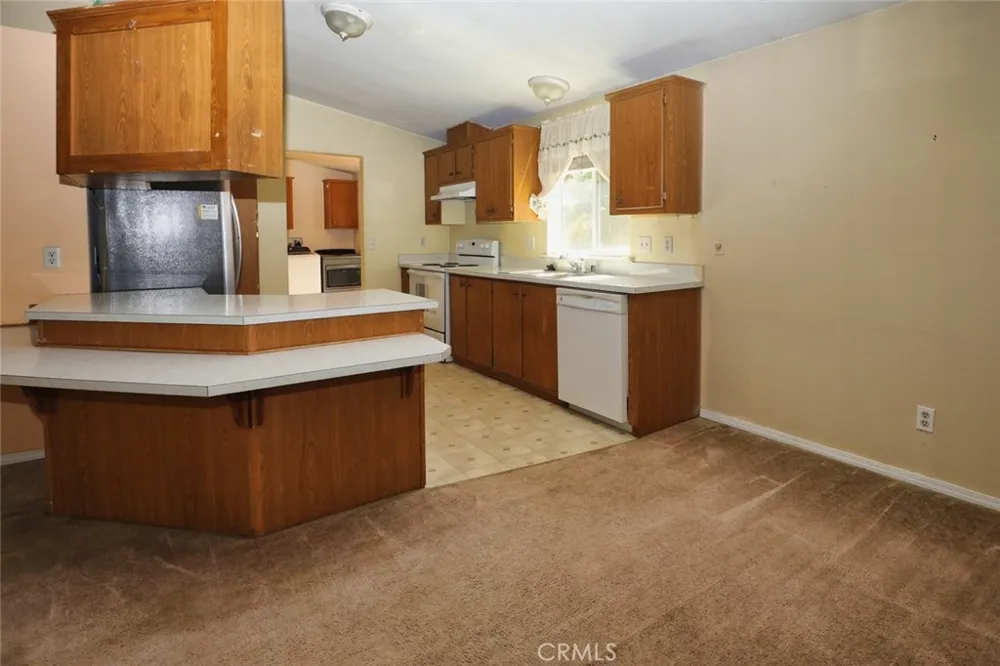 7072 Sonja Lu Lucerne, CA 95458
