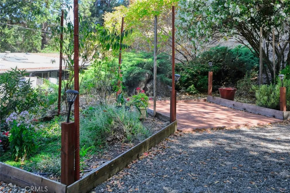 7072 Sonja Lu Lucerne, CA 95458