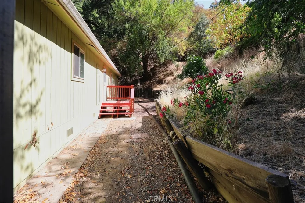 7072 Sonja Lu Lucerne, CA 95458