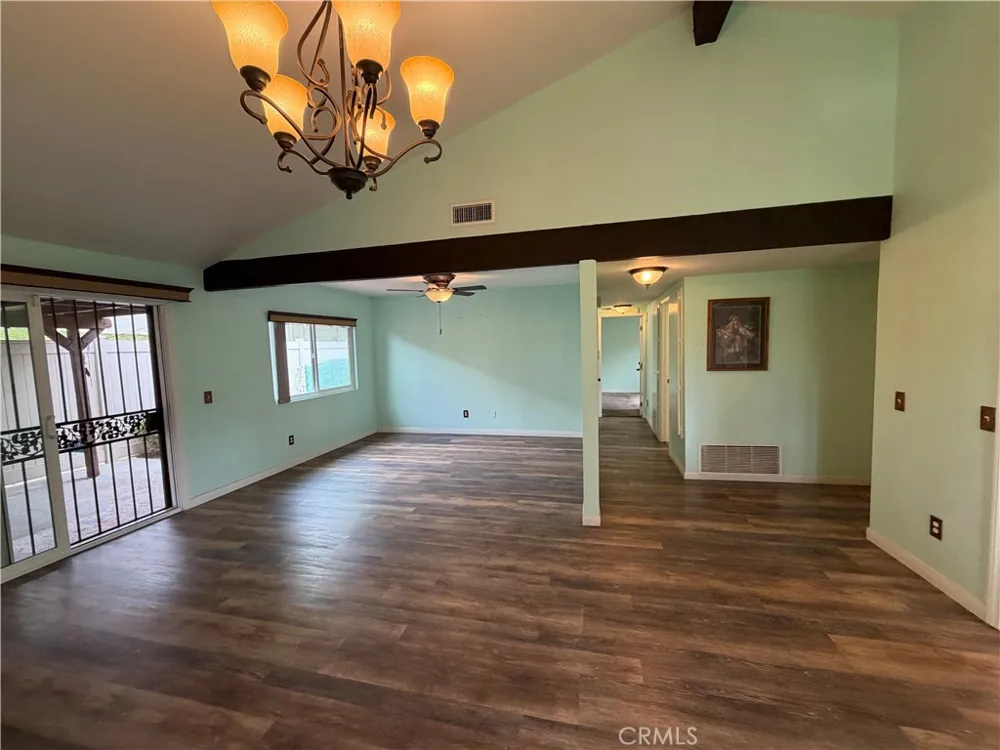 2110 Hawthorne Court San Bernardino, CA 92404