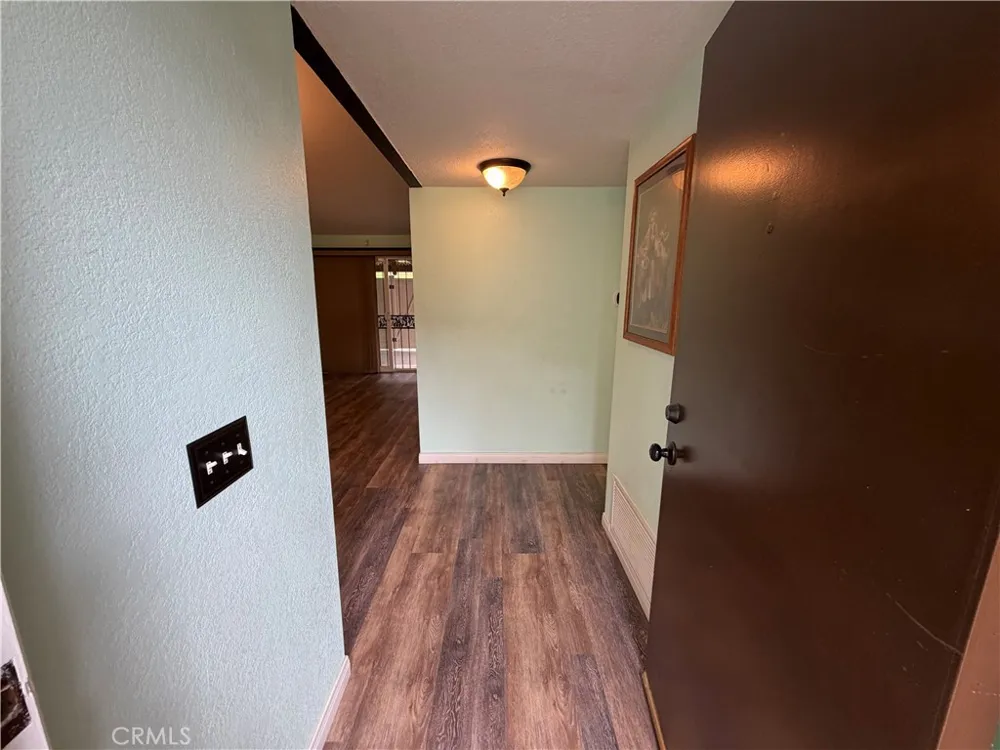 2110 Hawthorne Court San Bernardino, CA 92404