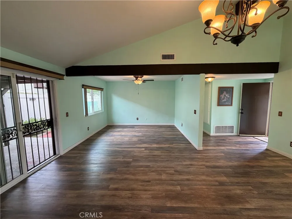 2110 Hawthorne Court San Bernardino, CA 92404