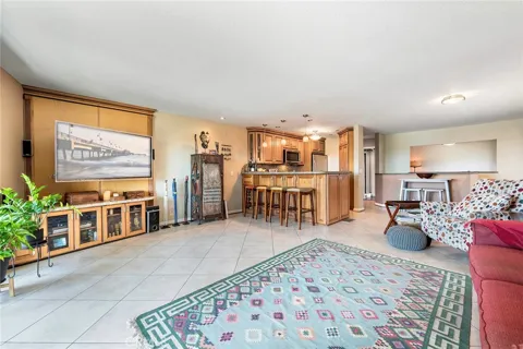 3811 E Livingston Drive #1