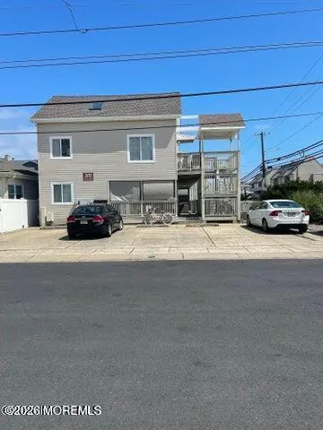 202 Carteret Avenue #B5